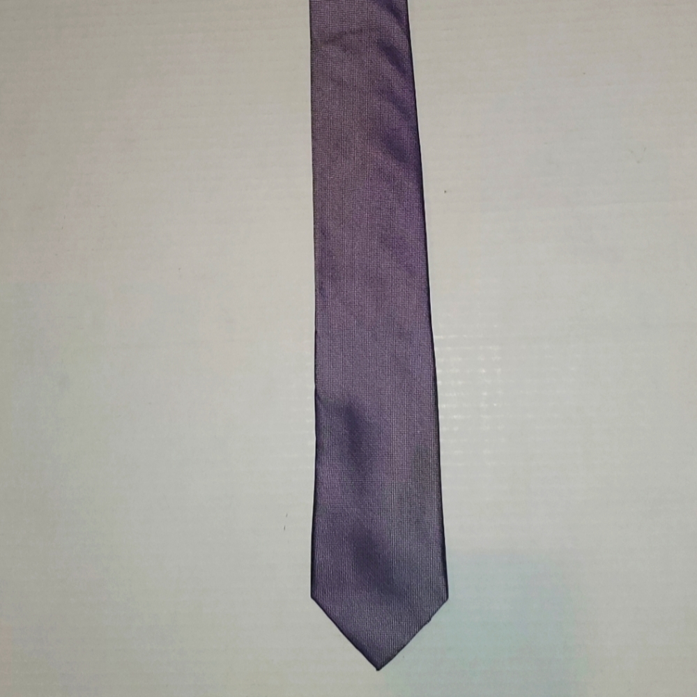 Calvin Klein silk tie. Blue